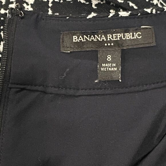 ~~ Banana Republic Sz 8 Black & White Plaid Lined Pleated Circle Mini/Knee Skirt - Picture 9 of 11